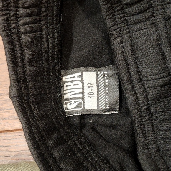 Two piece boys sweat shirt and pants set size 10-12 NBA - Picture 5 of 7